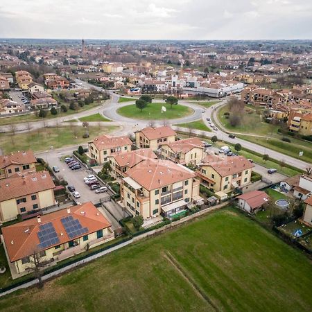 B&B Delle Fragole Medicina  Luaran gambar